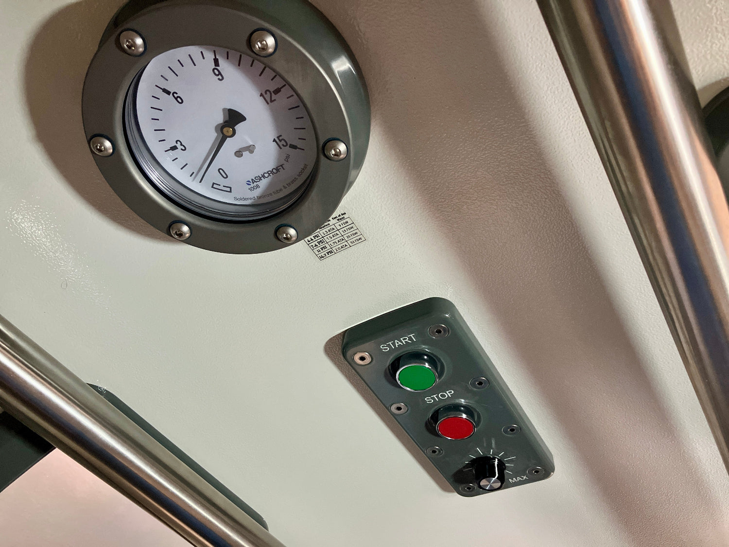 Atlas42 hyperbaric int controls